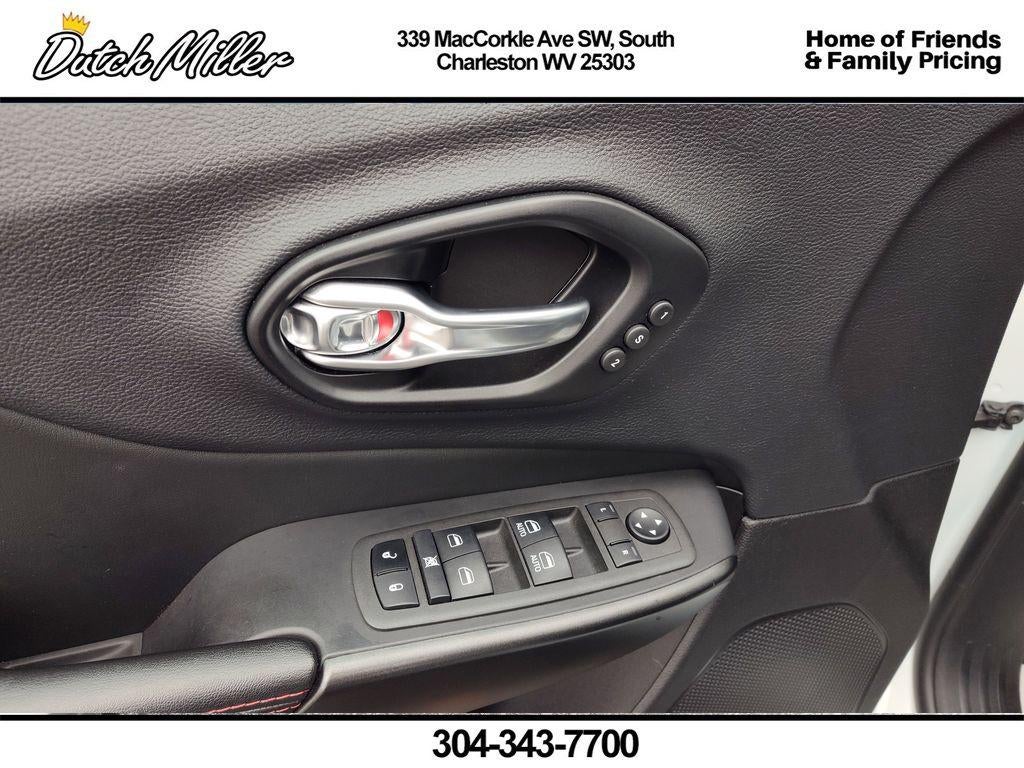 2022 Jeep Cherokee Trailhawk