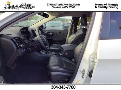 2023 Jeep Cherokee Altitude Lux