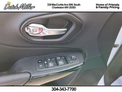 2023 Jeep Cherokee Altitude Lux