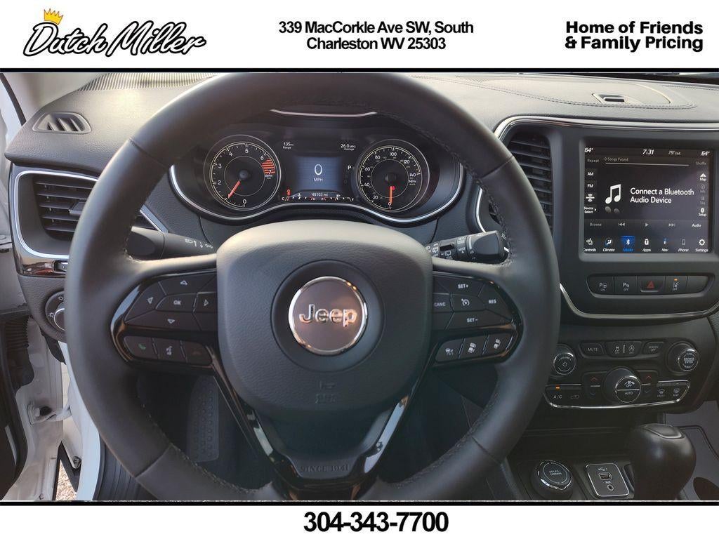 2023 Jeep Cherokee Altitude Lux