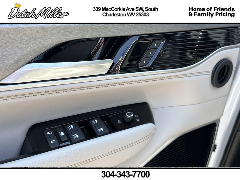 2026 Jeep Grand Wagoneer Limited Reserve
