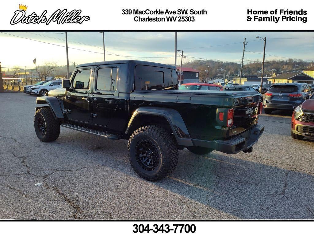 2022 Jeep Gladiator Overland