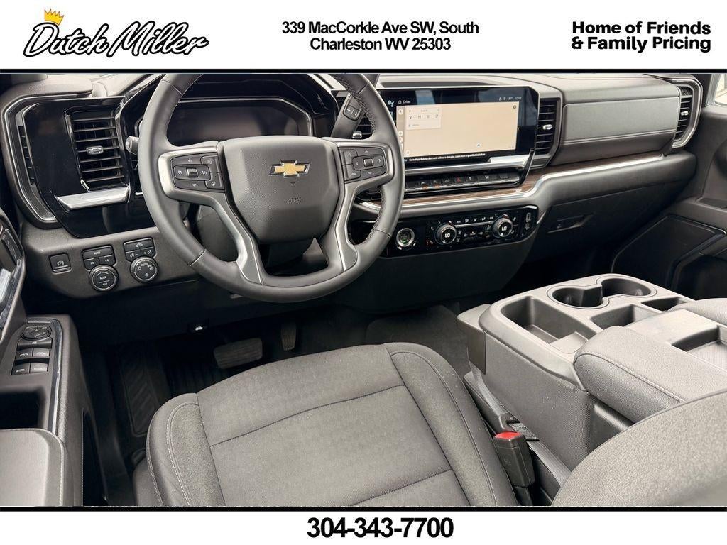 2023 Chevrolet Silverado LT