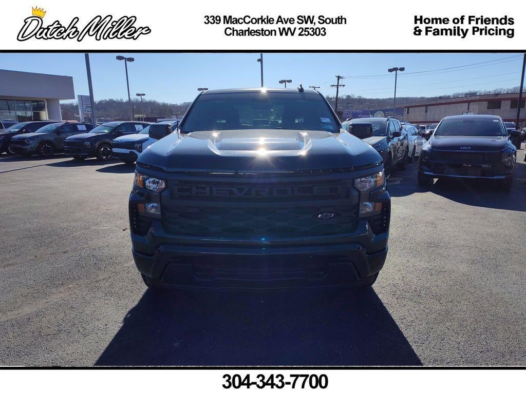 2025 Chevrolet Silverado Custom