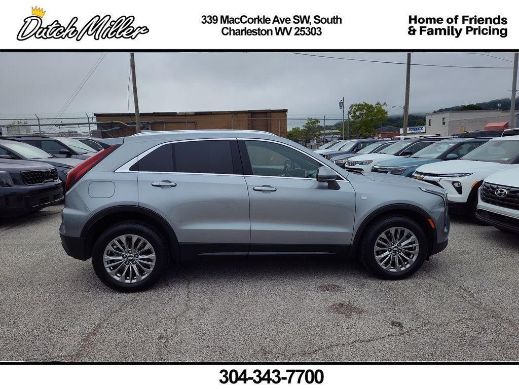 2025 Cadillac XT4 AWD Premium Luxury