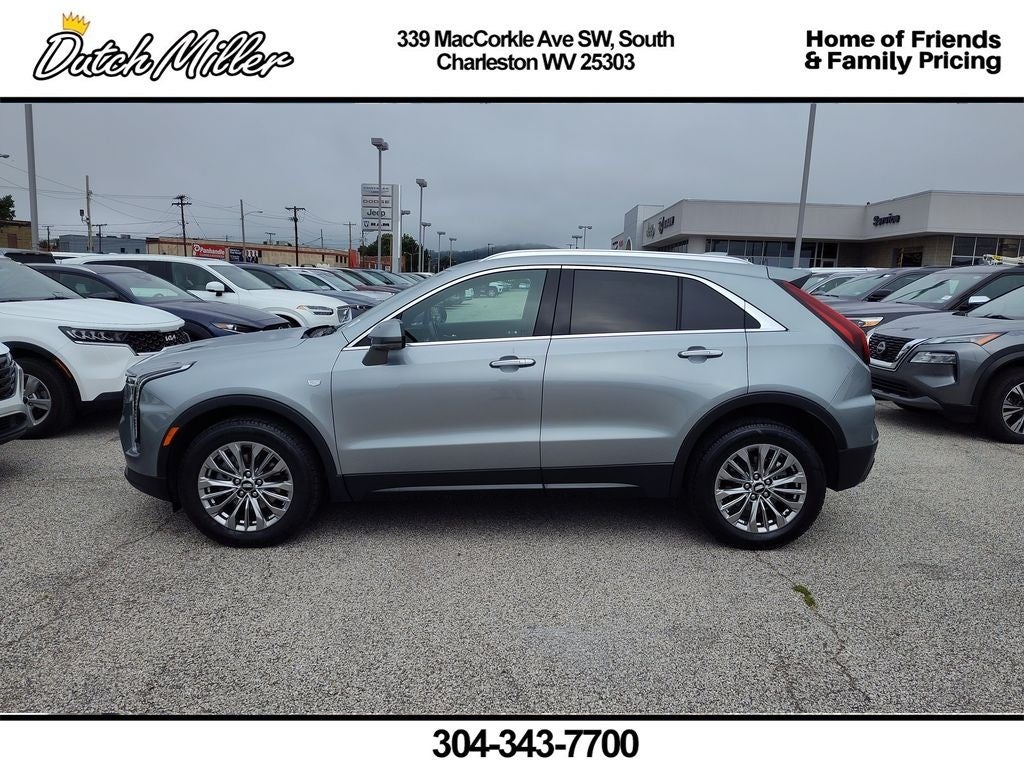 2025 Cadillac XT4 AWD Premium Luxury