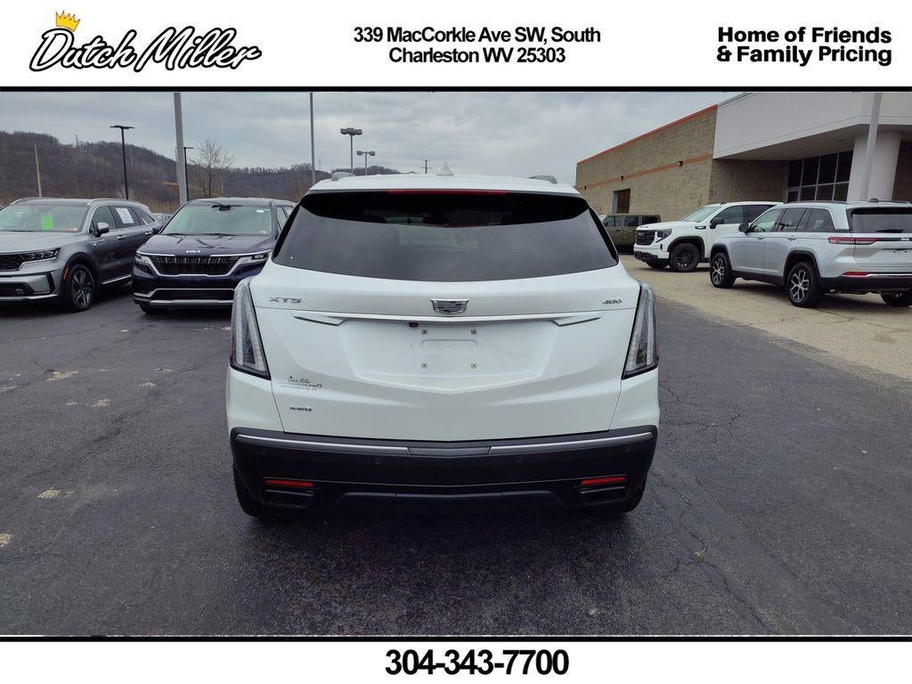2022 Cadillac XT5 AWD Sport
