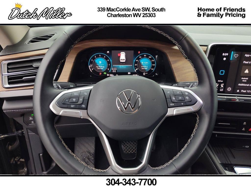 2025 Volkswagen Atlas 2.0T SE w/Technology