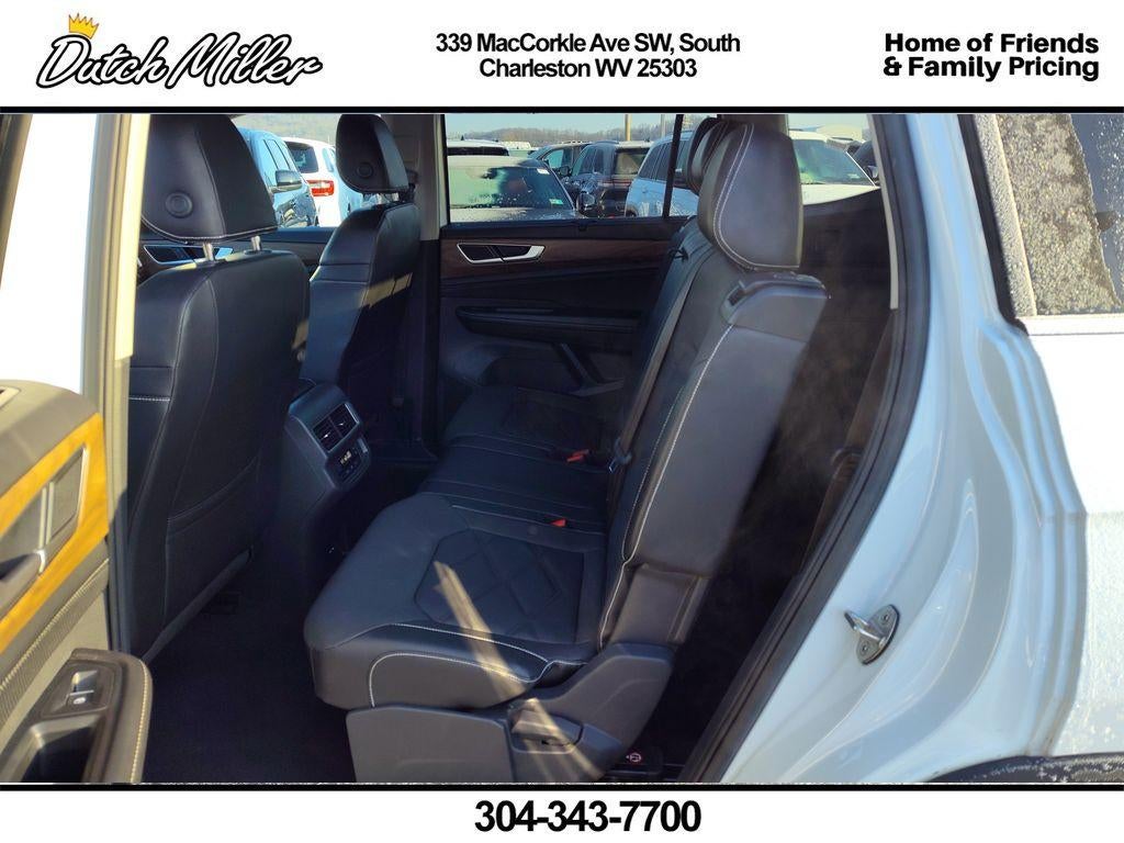 2024 Volkswagen Atlas 2.0T SE w/Technology