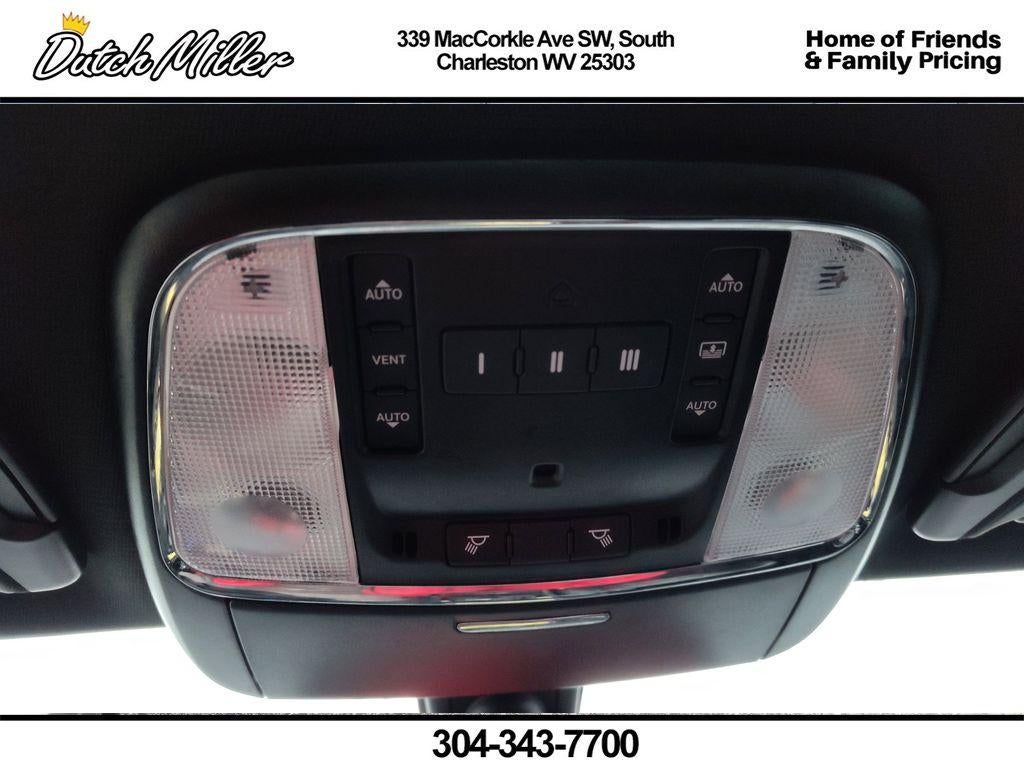 2023 Chrysler 300S 300S