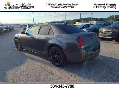 2022 Chrysler 300 Touring L