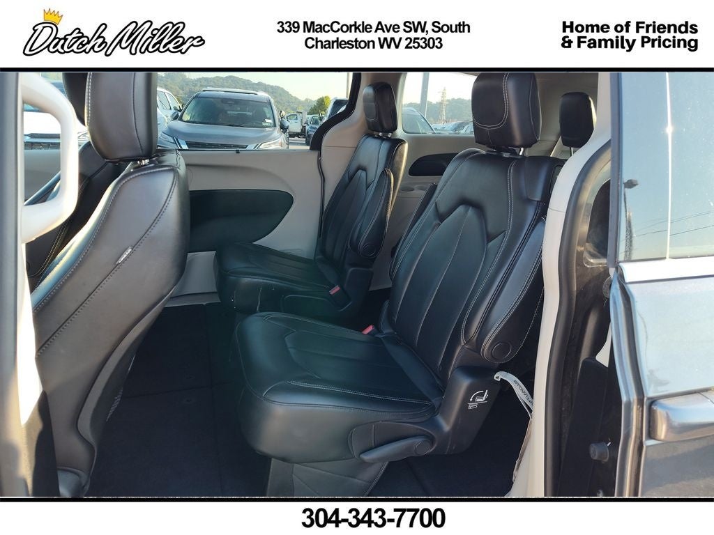 2021 Chrysler Voyager LXI
