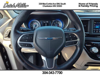 2021 Chrysler Voyager LXI