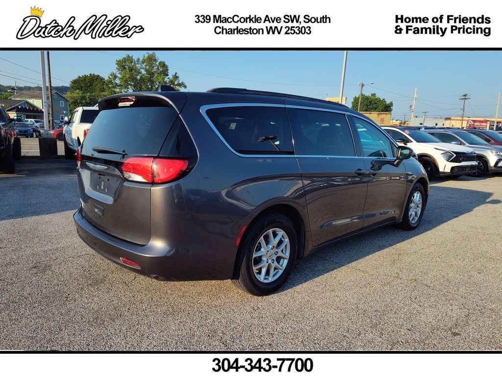 2021 Chrysler Voyager LXI