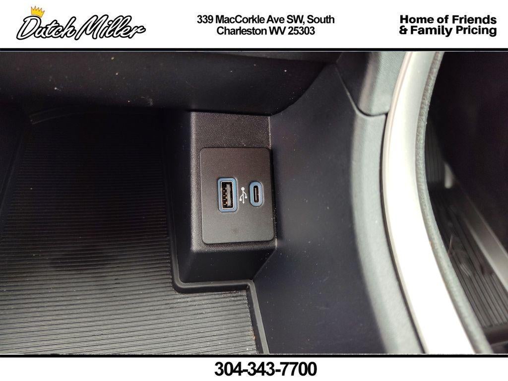 2021 Ford Edge SE