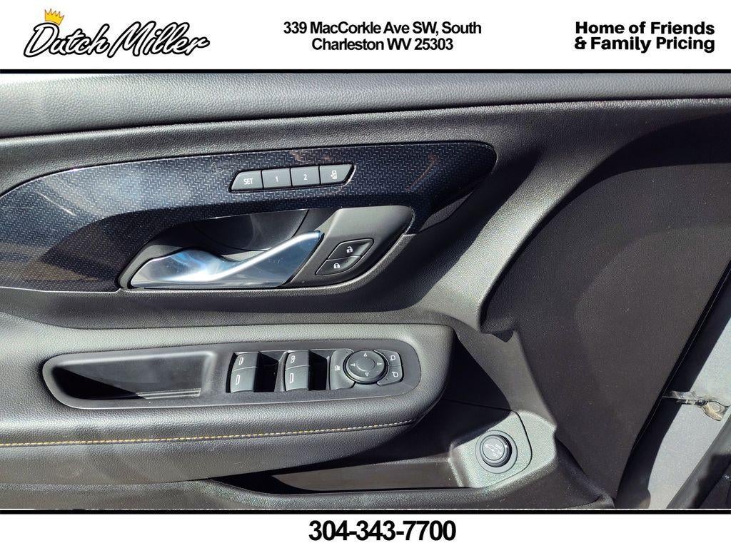 2023 GMC Terrain AT4