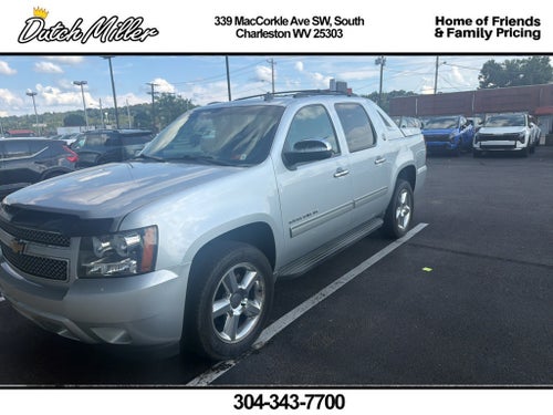 2013 Chevrolet Avalanche LS
