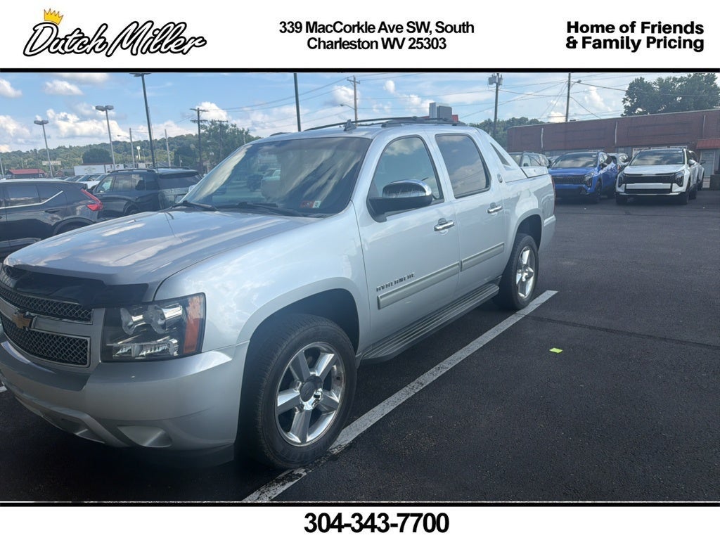 2013 Chevrolet Avalanche LS