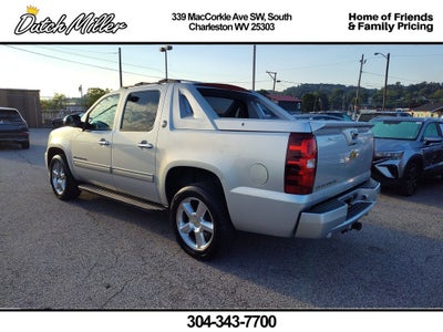 2013 Chevrolet Avalanche LS