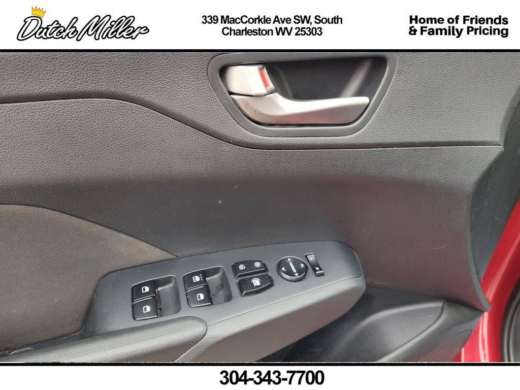 2022 Hyundai Accent SEL