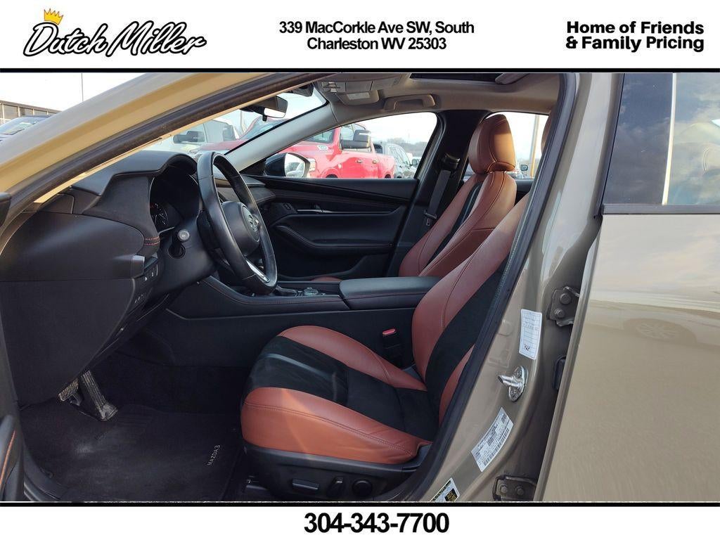 2024 Mazda Mazda3 2.5 Carbon Turbo