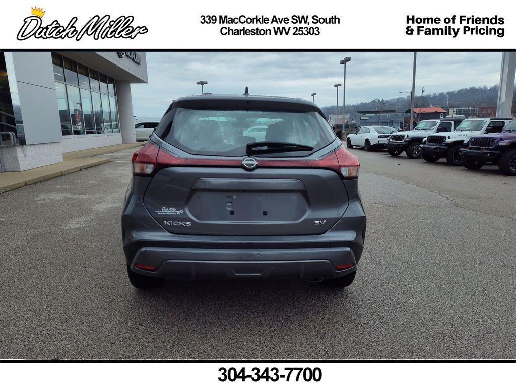 2024 Nissan Kicks SV