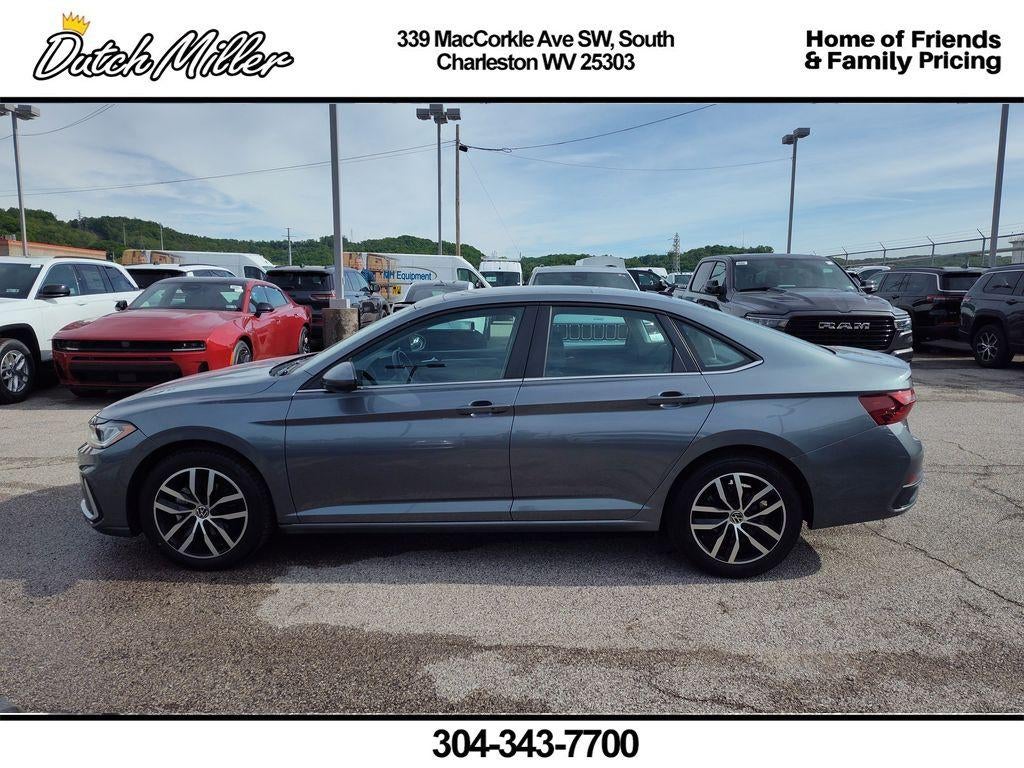 2025 Volkswagen Jetta SE