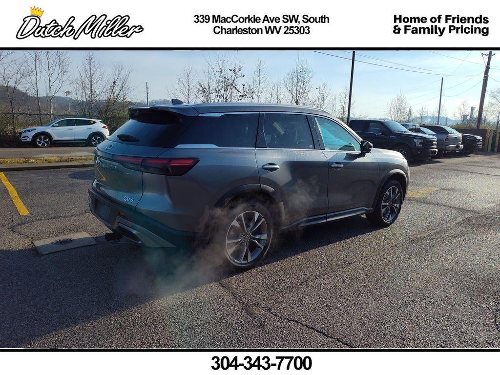 2022 INFINITI QX60 LUXE
