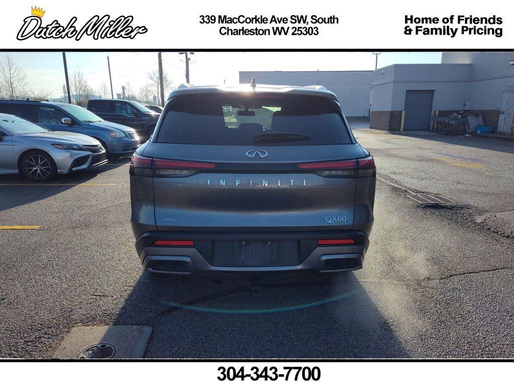 2022 INFINITI QX60 LUXE