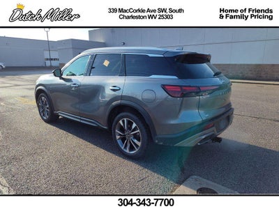 2022 INFINITI QX60 LUXE