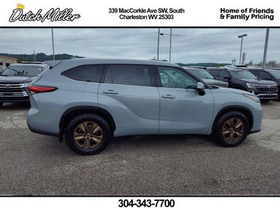 2022 Toyota Highlander Hybrid Hybrid Bronze Edition