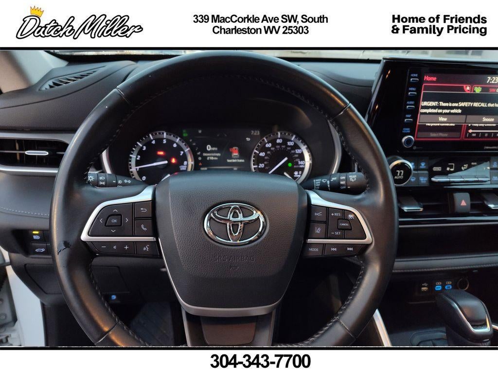 2022 Toyota Highlander XLE