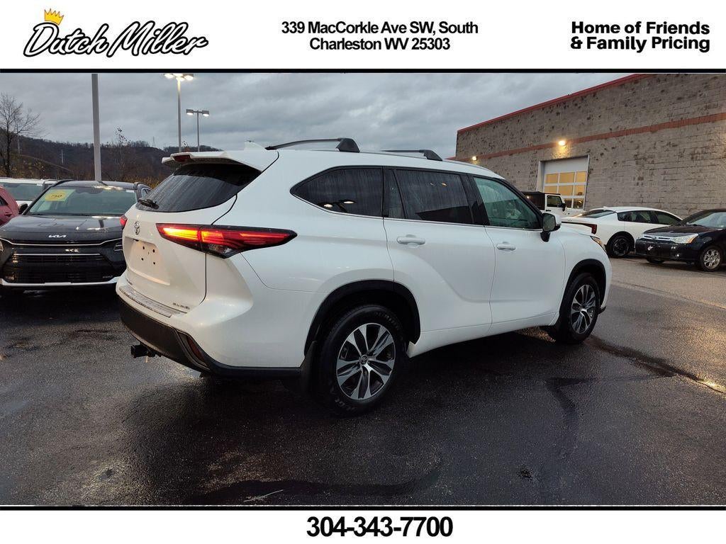 2022 Toyota Highlander XLE