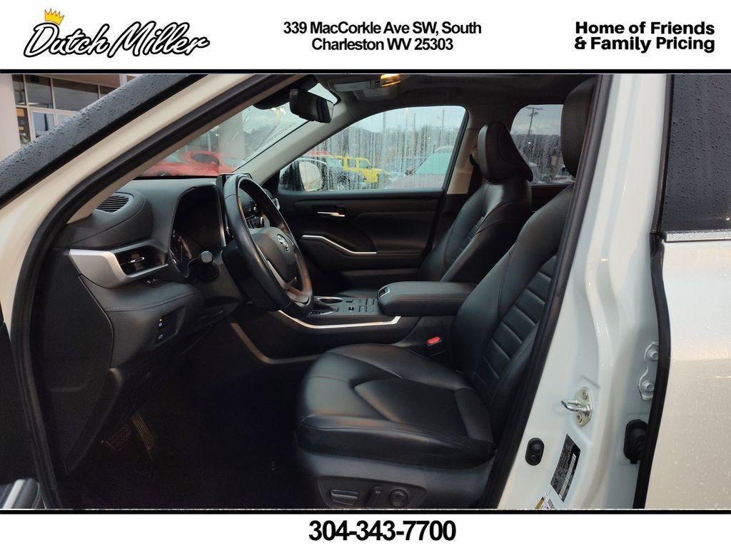 2022 Toyota Highlander XLE