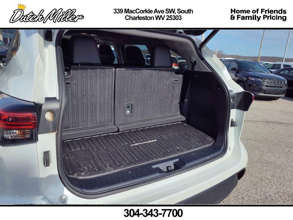 2022 Toyota Highlander XLE