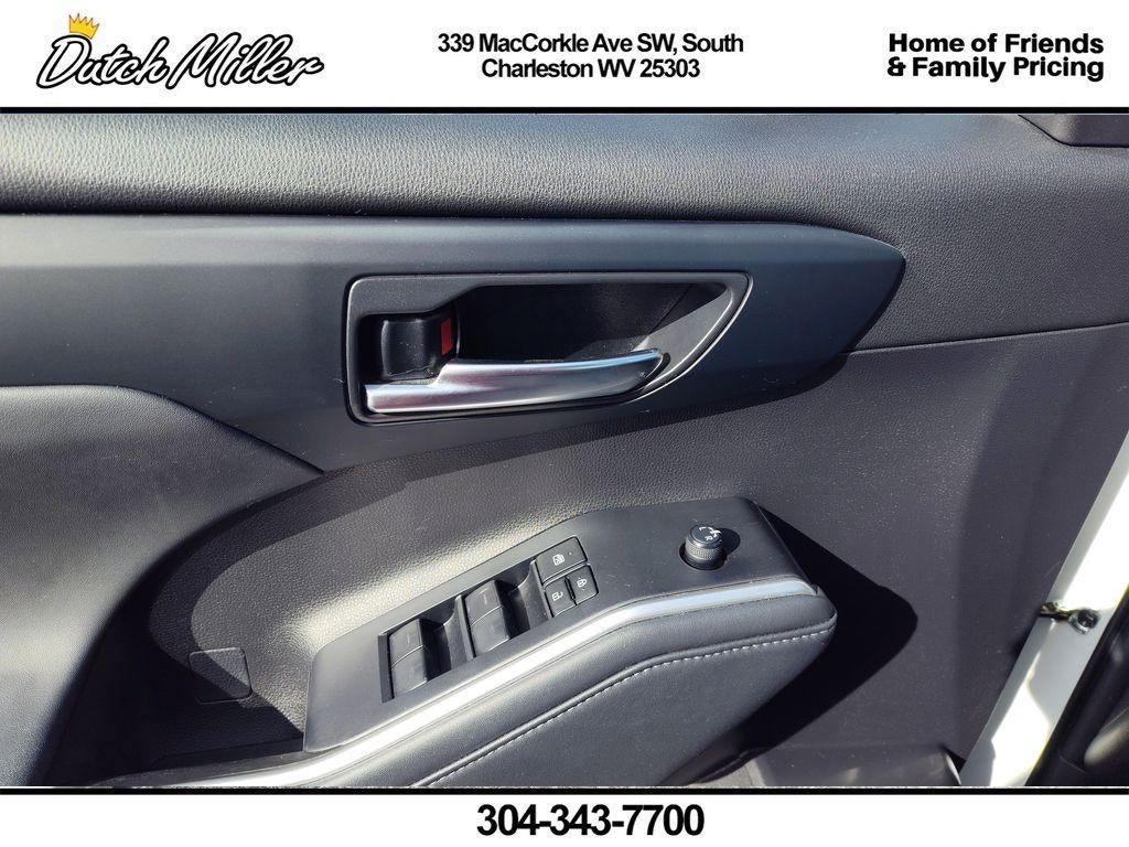 2022 Toyota Highlander XLE