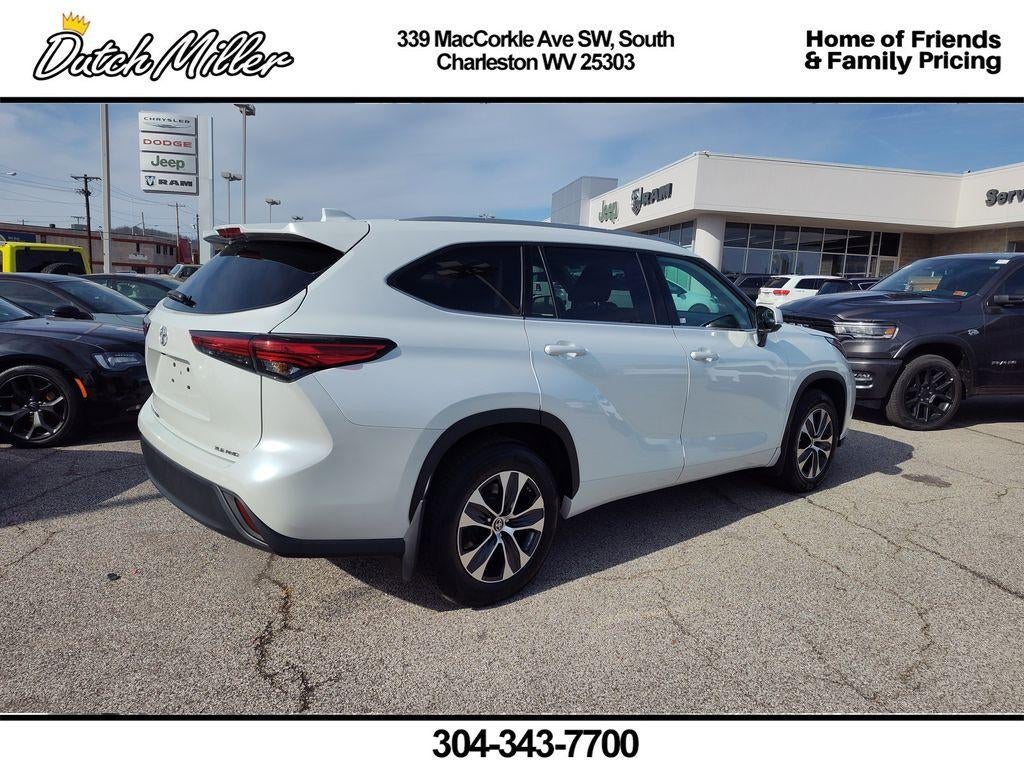 2022 Toyota Highlander XLE