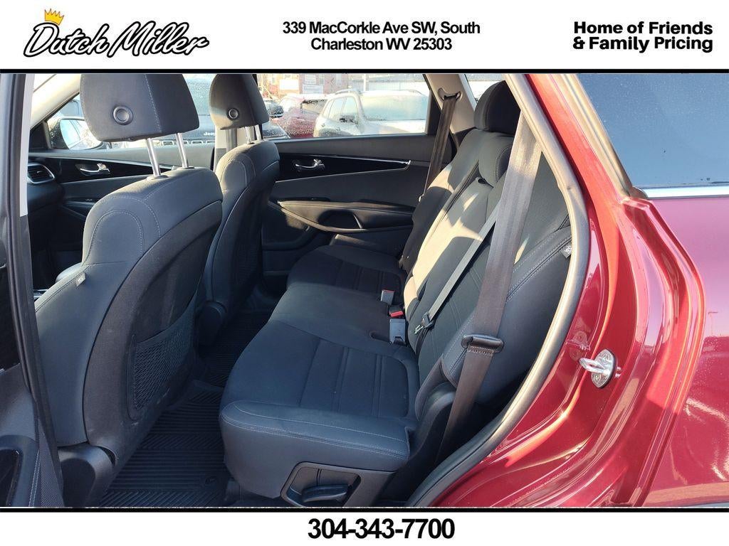 2019 Kia Sorento S V6