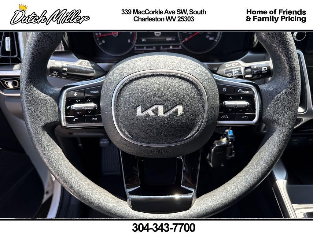 2022 Kia Sorento LX