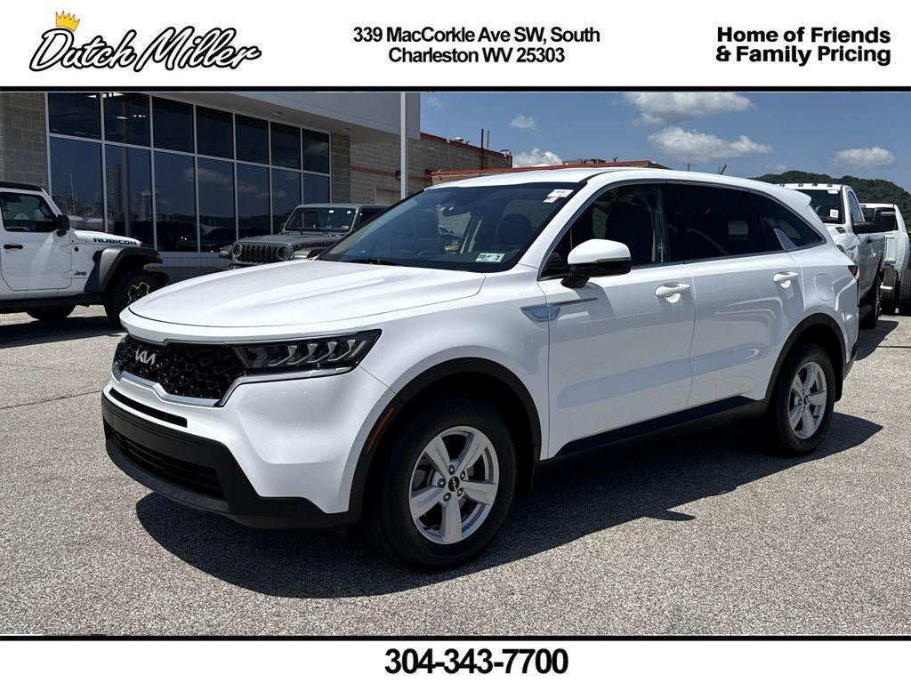2022 Kia Sorento LX
