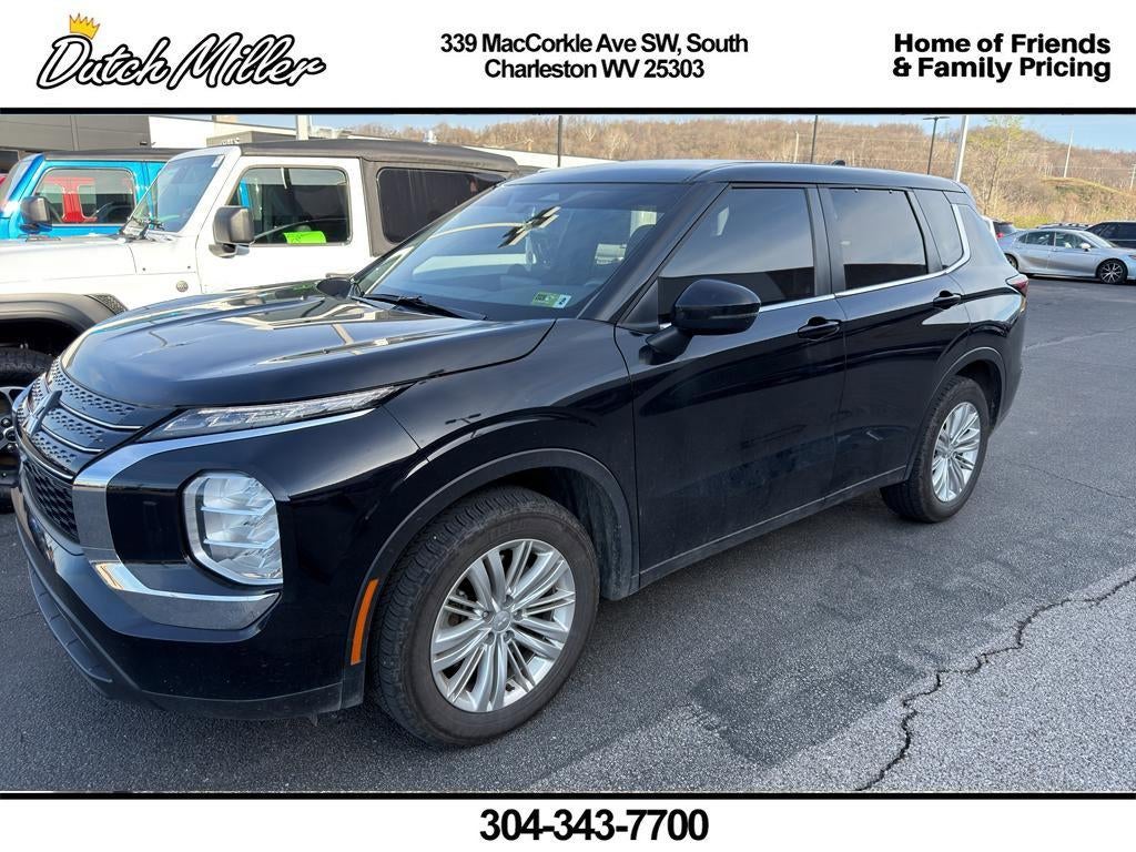 2024 Mitsubishi Outlander ES