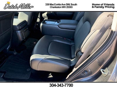 2024 INFINITI QX80 LUXE