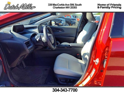 2023 Toyota Prius XLE