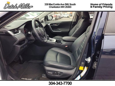 2019 Toyota RAV4 XLE Premium