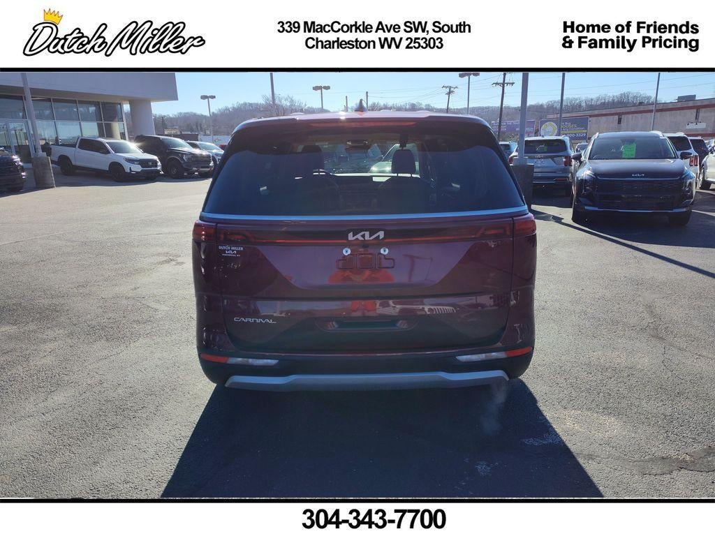 2024 Kia Carnival LX