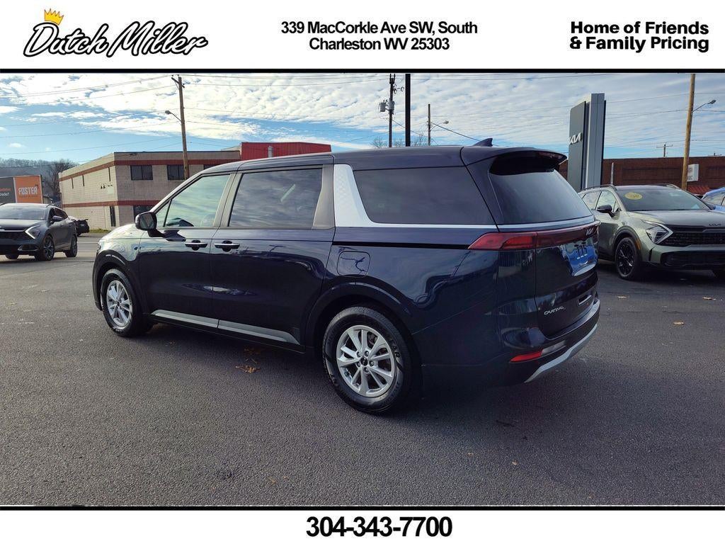 2023 Kia Carnival LX