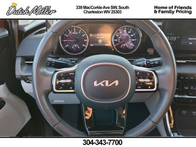 2024 Kia Carnival EX