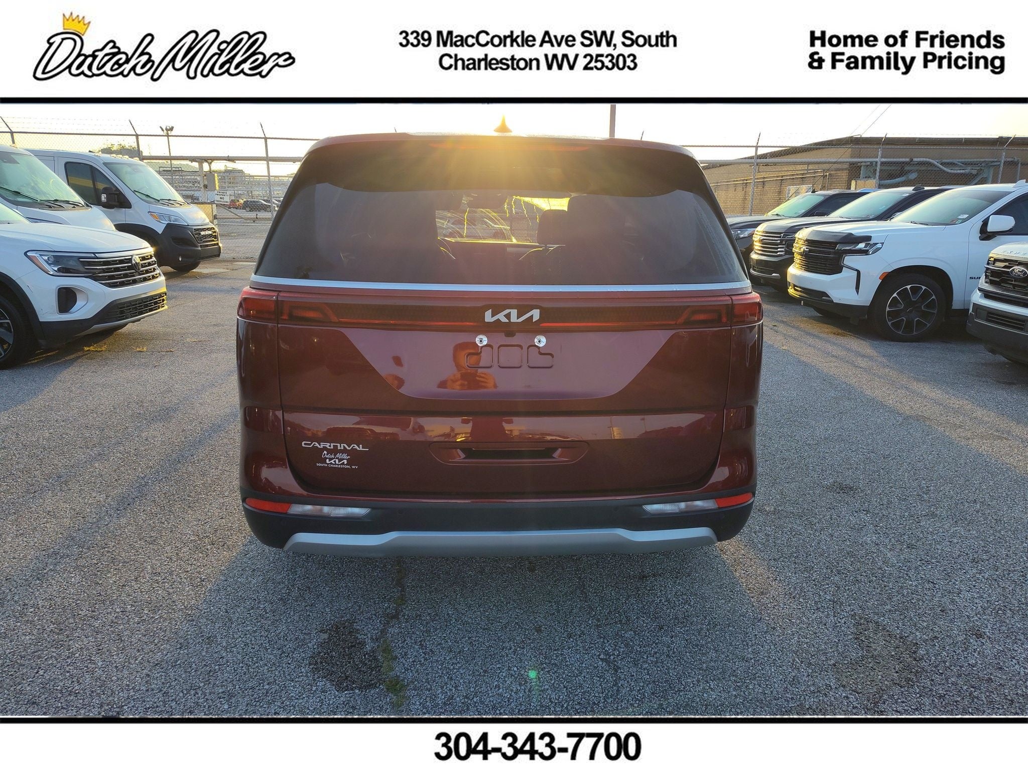 2024 Kia Carnival EX