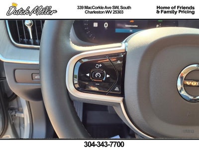 2025 Volvo XC60 Plus
